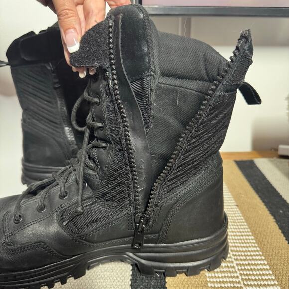 5.11 Tactical EVO 2.0 8\